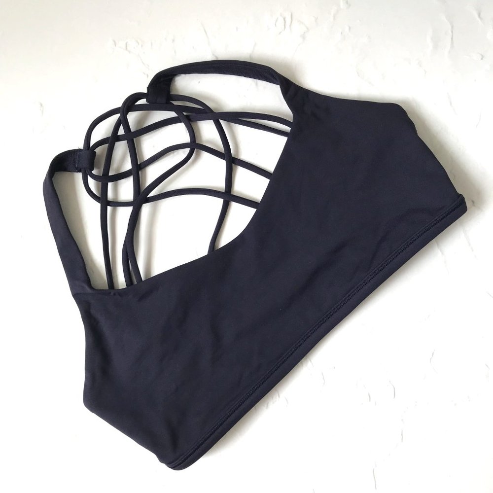 Lululemon Free to Be Wild Sports Bra - EUC